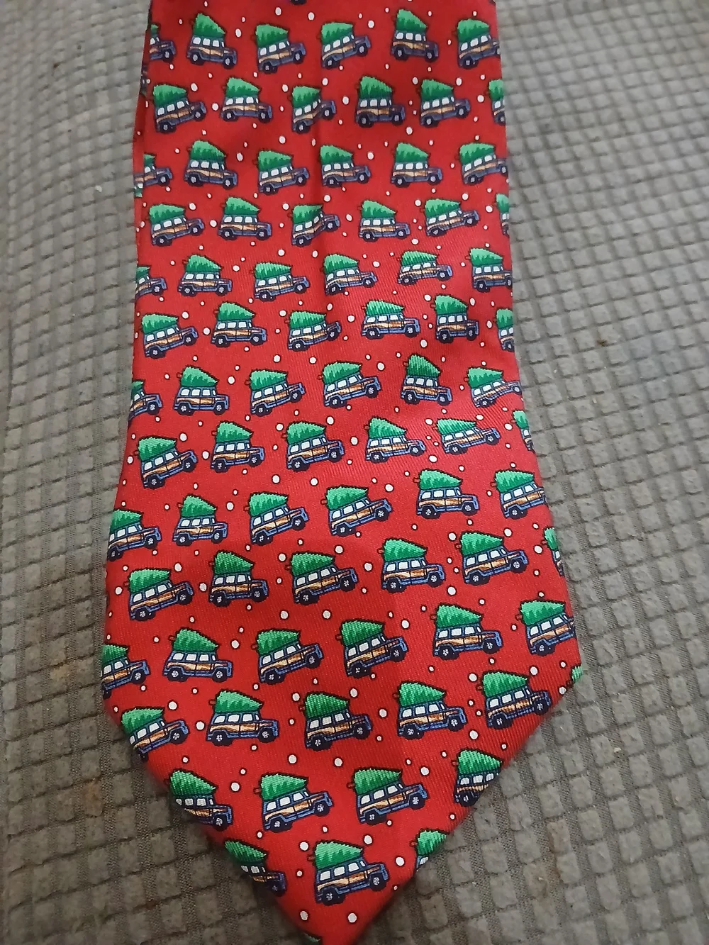 Men's Vineyard Vines Holiday Silk Tie   Paneled Station Wagon With Tree On Top